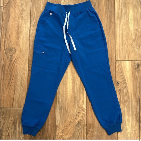 Figs Technical Zamora Scrub Joggers Pants - never worn Womens SZ Med - Picture 7 of 9